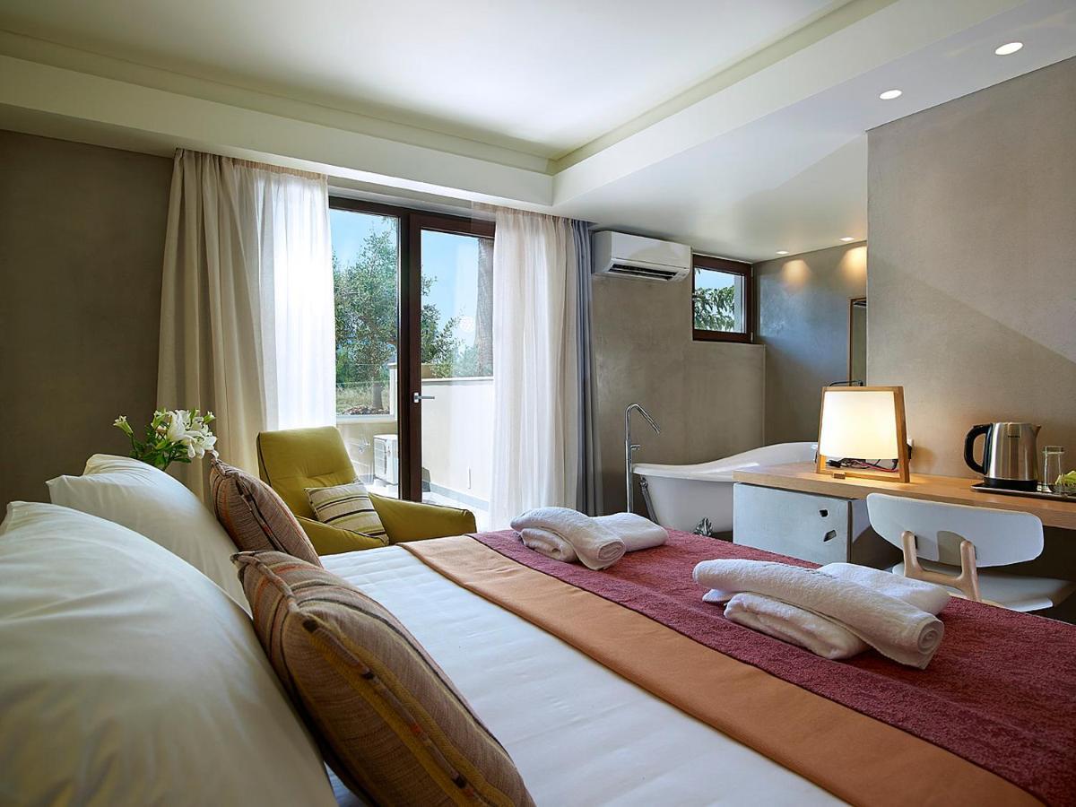 Mistral Hotel - For Solo Travelers Máleme Kültér fotó
