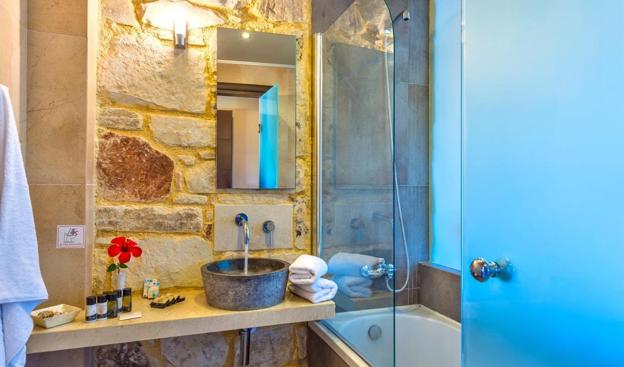 Mistral Hotel - For Solo Travelers Máleme Kültér fotó