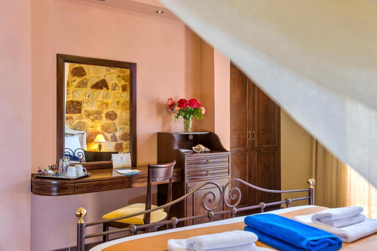 Mistral Hotel - For Solo Travelers Máleme Kültér fotó